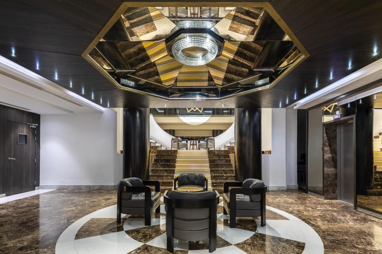 Radisson Hotel ספקס מראה חיצוני תמונה The lobby of the hotel