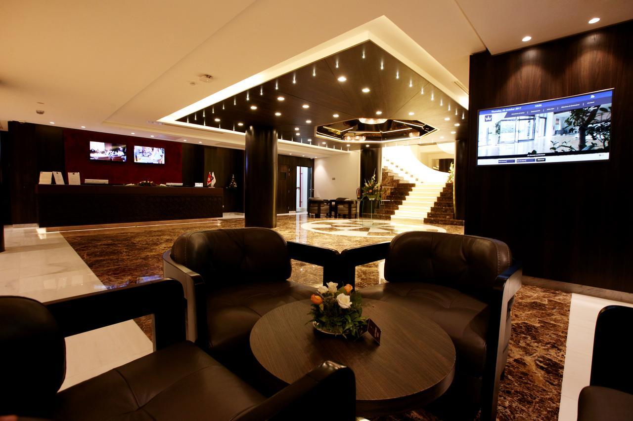 Radisson Hotel ספקס מראה חיצוני תמונה Lobby