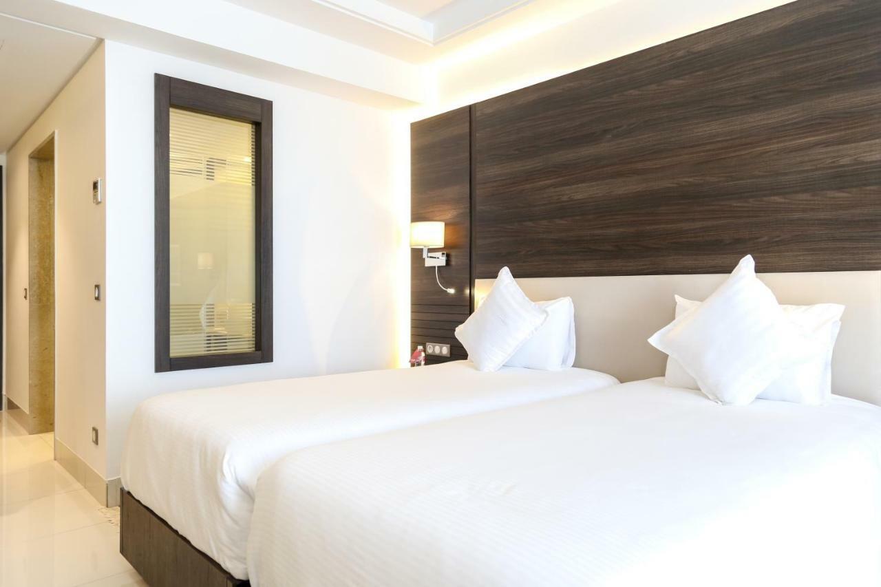 Radisson Hotel ספקס מראה חיצוני תמונה A room at the hotel