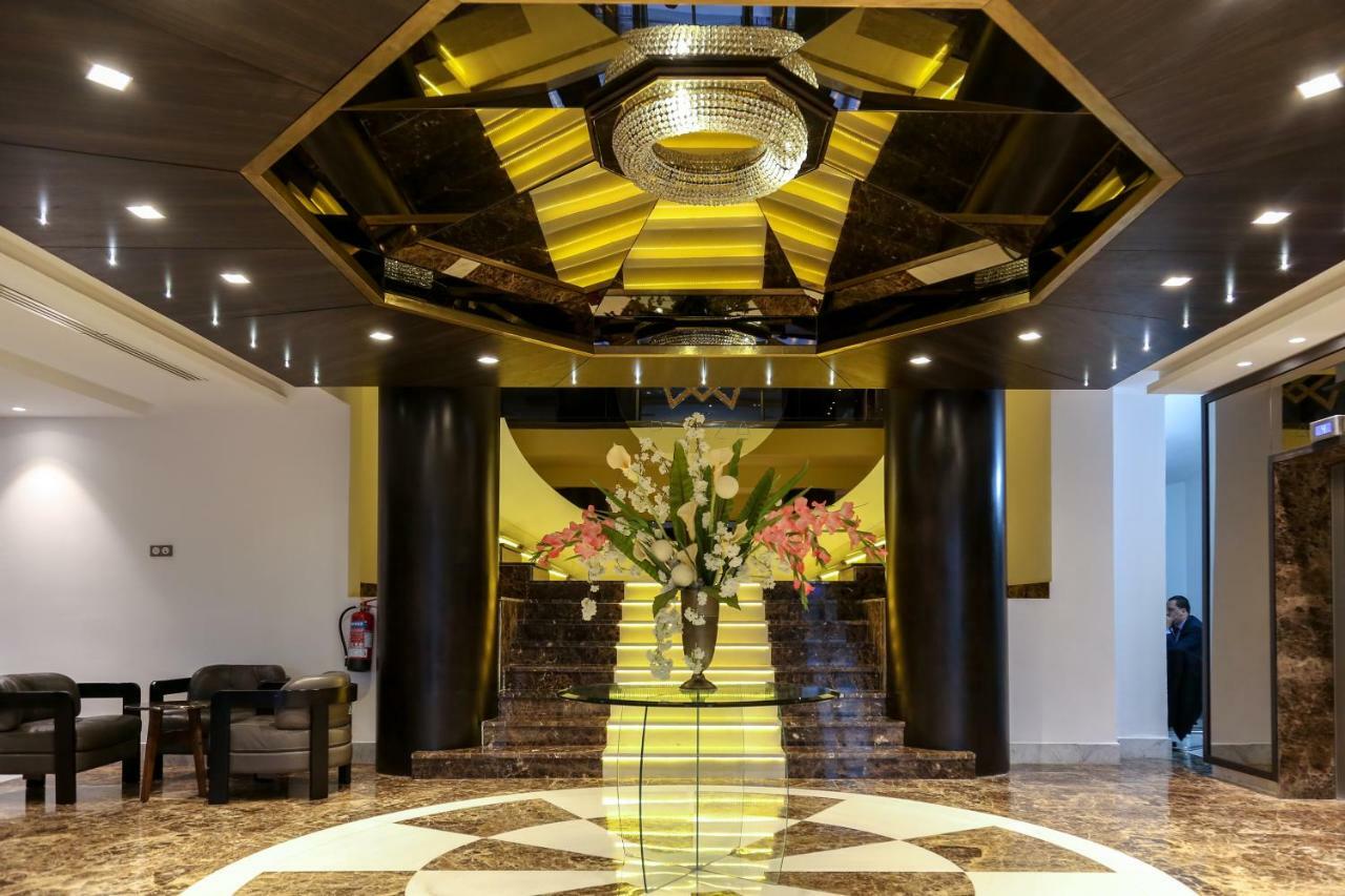 Radisson Hotel ספקס מראה חיצוני תמונה Lobby